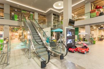 LESNINA Nova Gorica Momax commercial centre