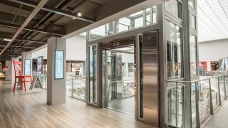 Commercial & Public Buildngs