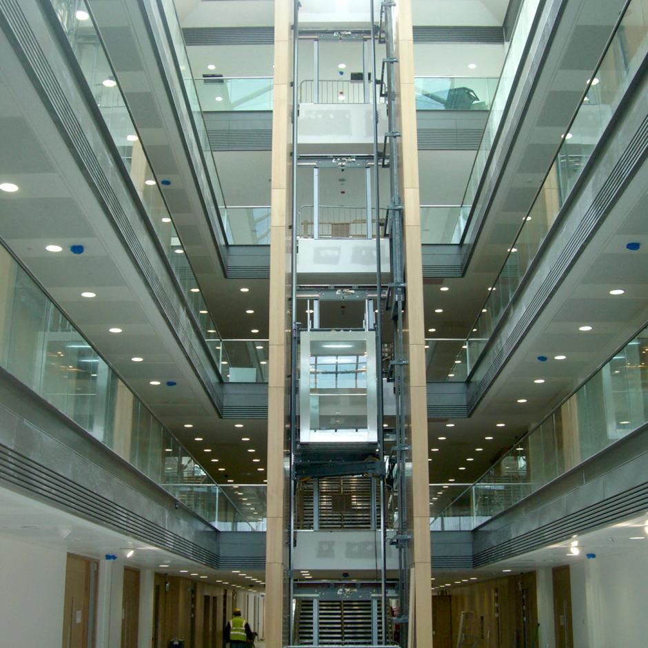 UCC Atrium 2 elevator 01